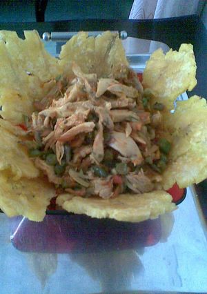 Una foto de Verduras con pollo