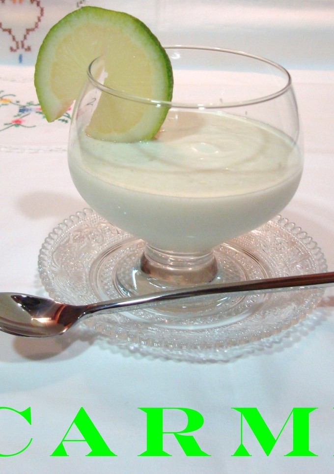 Una foto de Yogur con pera
