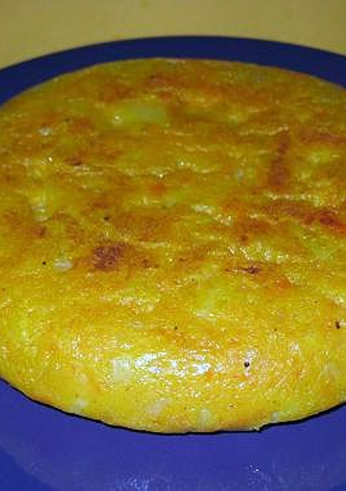 Una foto de Tortilla de patatas vegana (sin huevo)