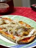 Tosta de pimiento endulzado y bacalao ahumado 