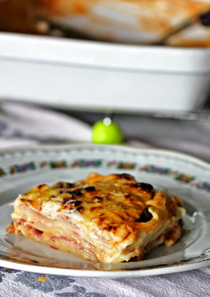 Una foto de Lasaña de jamón y queso 