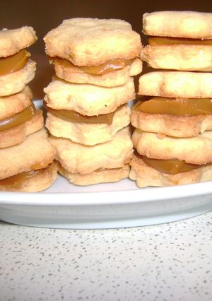 Una foto de Alfajorcitos de maní