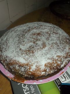 Una foto de Pastel de coco y dulce de leche