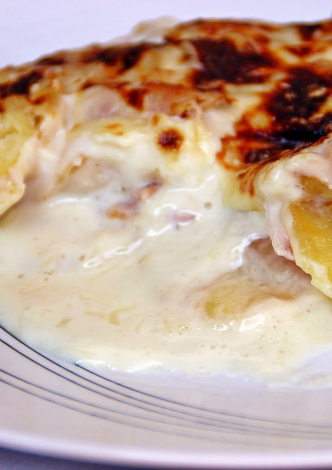 Una foto de Patatas con bechamel 