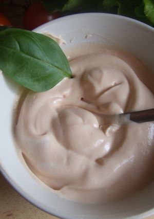 Una foto de Salsa de azafrán con yogurt