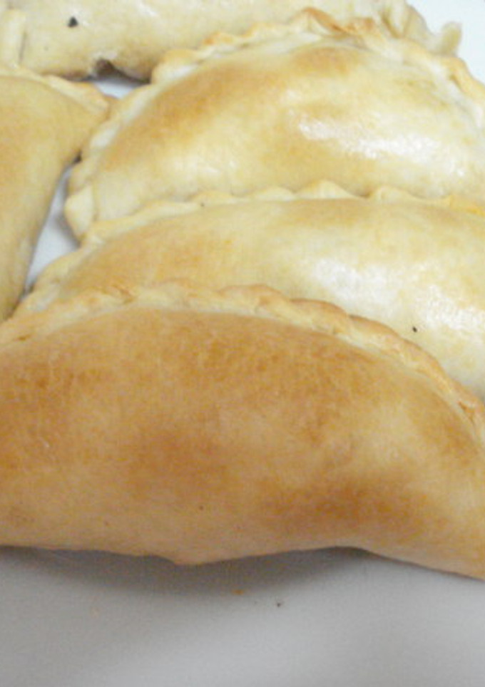 Una foto de Empanadas de Vigilia de bacalao