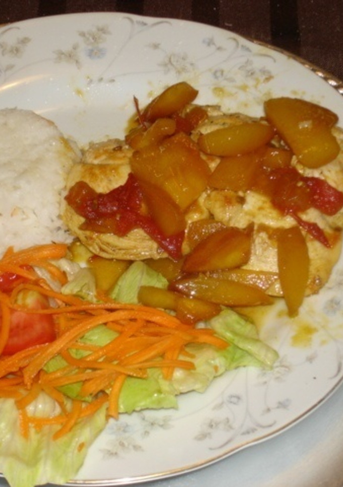 Una foto de Pechugas de pollo en salsa de nectarina