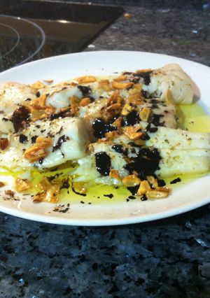 Una foto de Merluza al horno con ajitos y vinagre de Módena