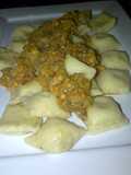 Ravioles de trucha a la puentes con sello en salsa de caviar