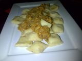 Ravioles de trucha a la puentes con sello en salsa de caviar