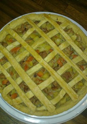 Una foto de Tarta de pollo con verduras