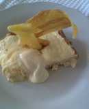 Molde de pollo con salsa de queso