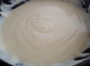 Una foto de salsa blanca