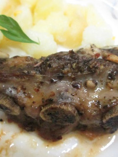 Una foto de Costillas de cerdo al ajito adobado