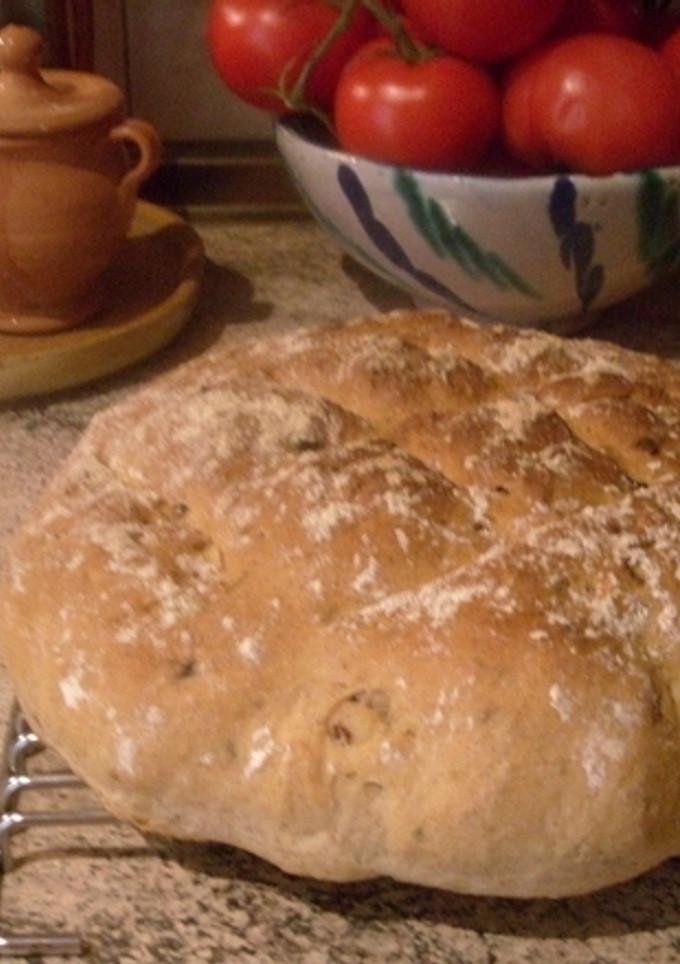 Una foto de Pan de ajo, cebolla y perejil