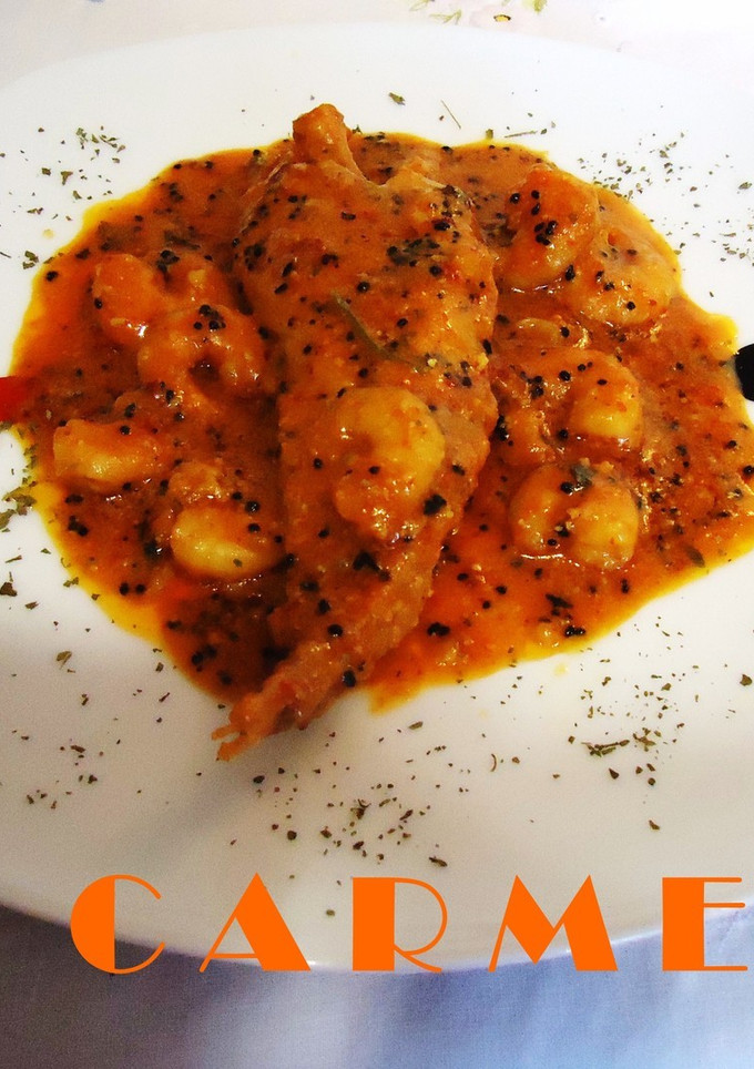 Una foto de Rape con gambitas y caviar al cava