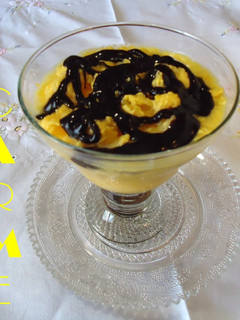 Una foto de Sorbete semihelado de naranja y chocolate