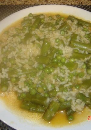 Una foto de Arroz con espárragos a la cerveza
