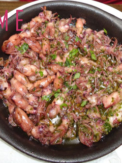 Una foto de Chipirones al ajo y perejil