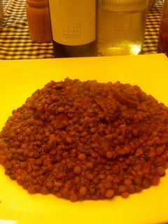 Una foto de Guiso de lentejas con chorizo español