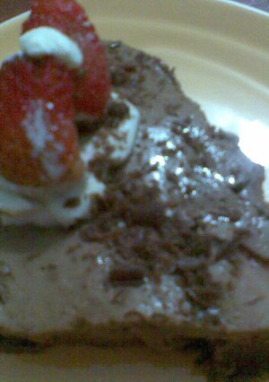 Una foto de Mousse de chocolate y fresas