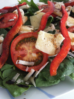 Una foto de Ensalada de espinacas