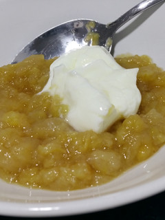 Una foto de Compota de manzana con jengibre y limón