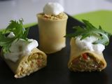 Minicanelones de guisantes con mouselina de ajo