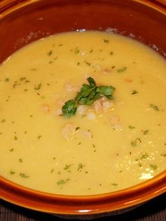 Una foto de Sopa fría de gambas