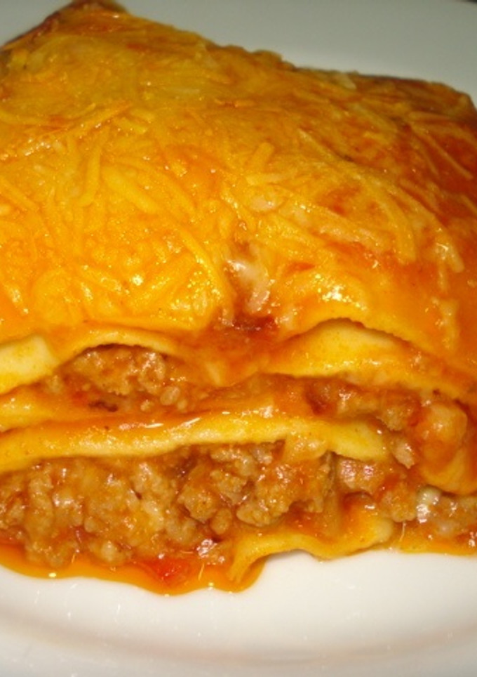 Una foto de Lasaña a la boloñesa