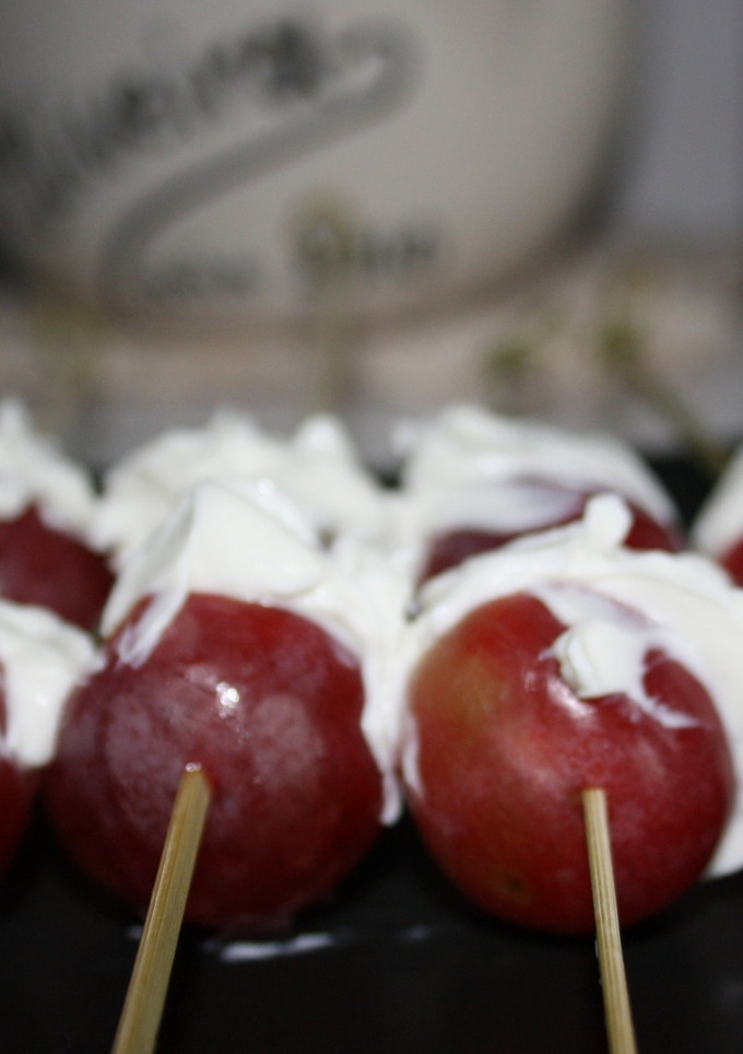 Una foto de Uvas rellenas de queso