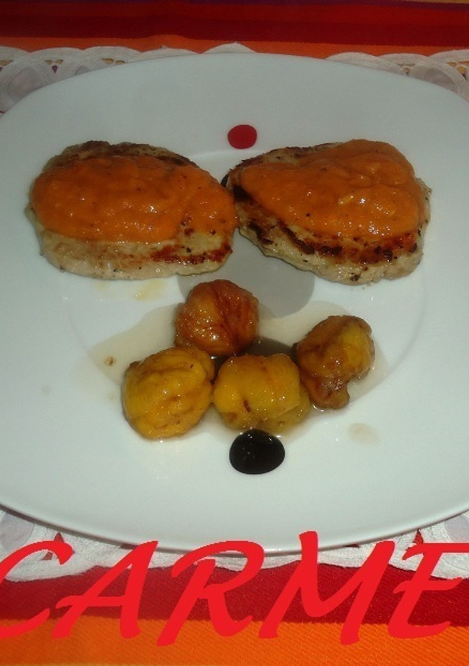 Una foto de Medallones de cerdo con castañas glaseadas