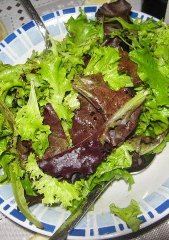 Una foto de Ensalada verde y ligera