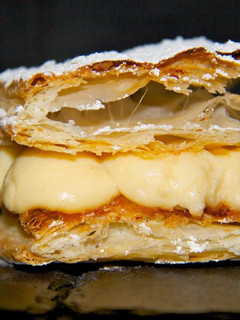Una foto de Milhojas de crema