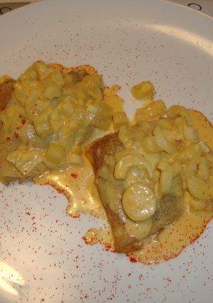Una foto de Creppe de palmito, con salsa de ananá y palmito pupunha