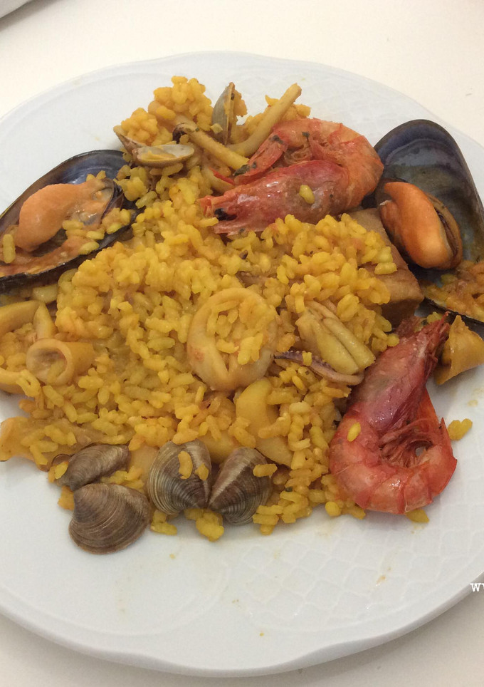 Una foto de Arroz y Marisco AMC