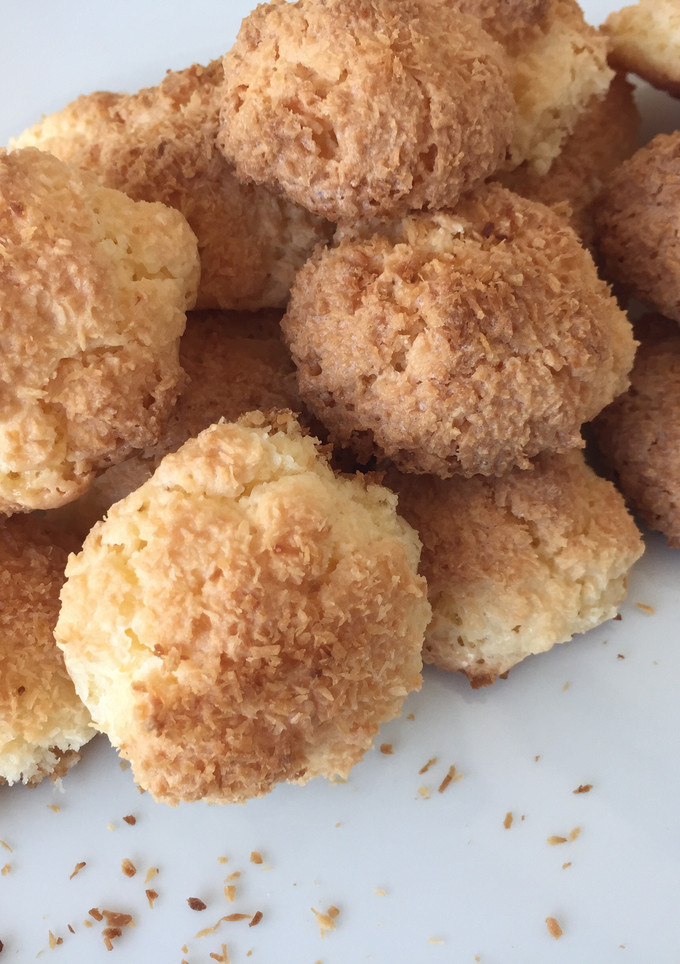 Una foto de Coquitos o bolas de coco fáciles y rápidas 