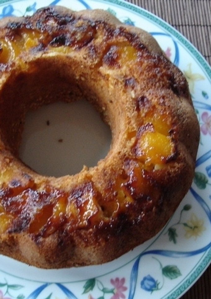 Una foto de Bizcocho de zanahoria y melocotón con caramelo