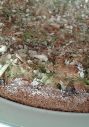 Una foto de Pastel dulce de zucchini con almendras