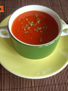 Una foto de Crema fría de pimientos rojos