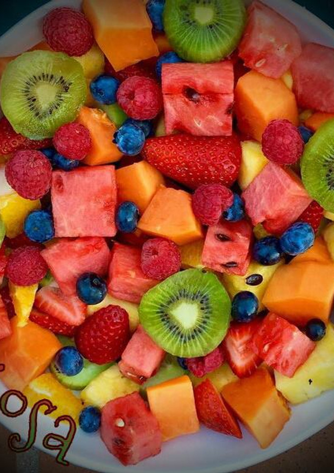 Una foto de Macedonia de frutas