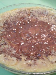 Una foto de Tarta de pera y plátano con dulce de leche