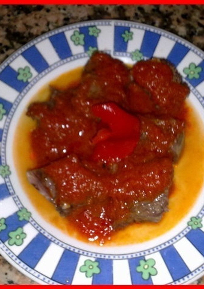 Una foto de Carne de cocido con tomate