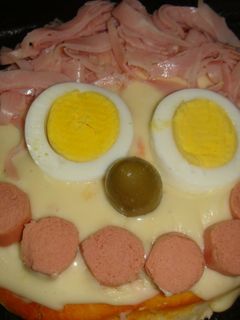 Una foto de Pizzetas Caritas Divertidas
