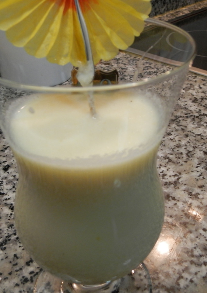 Una foto de Batido de manzana con yogur y naranja