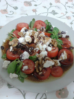 Una foto de Ensalada con vinagreta de miel