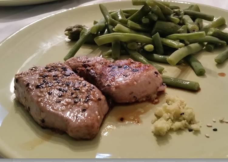 Atún tataki con jengibre y wasabi fresco Receta de Becky Cookpad