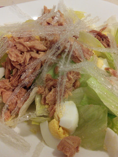 Una foto de Ensalada fresca con agar agar
