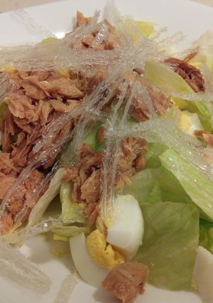 Una foto de Ensalada fresca con agar agar