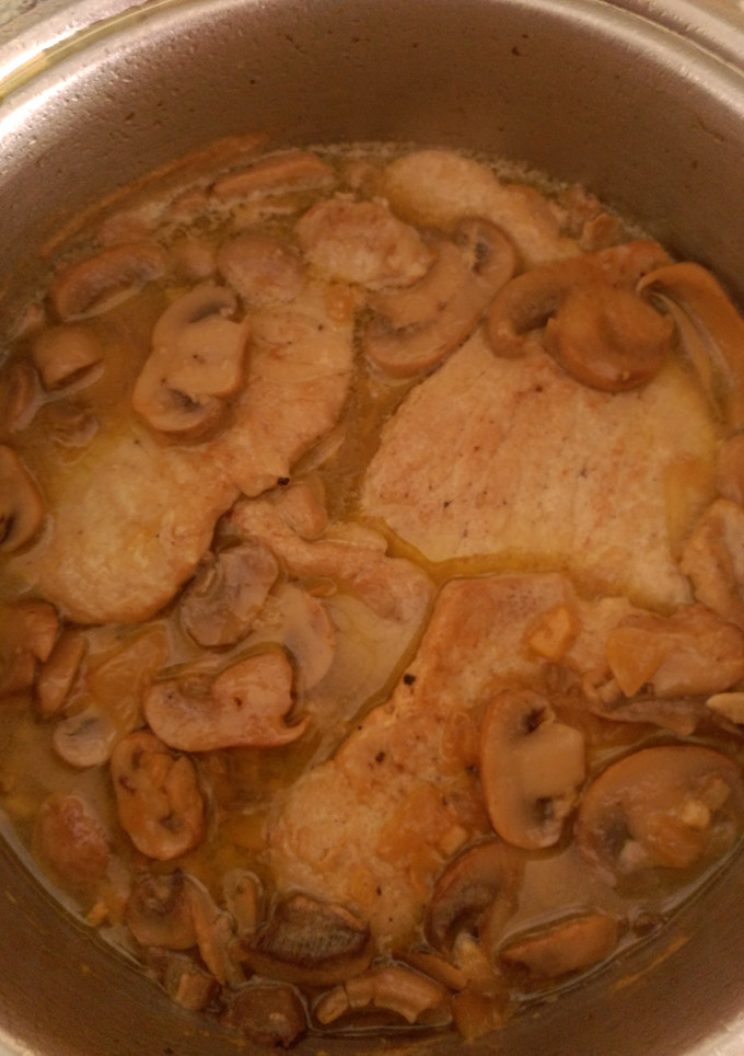 Una foto de Escalopes con champiñón